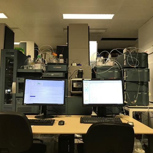 Image of a G2-XS with Acquity LC and UPC2 systems