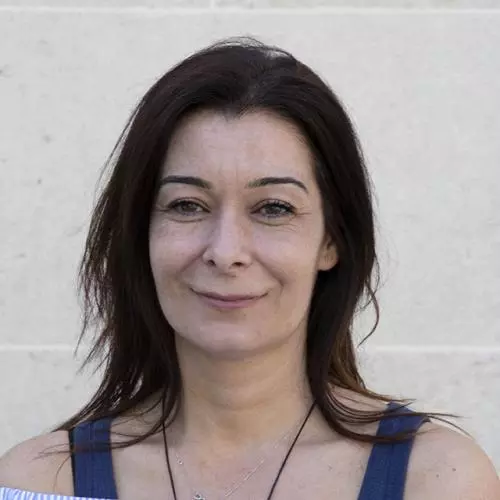 Portrait photo of Elisabete Pires